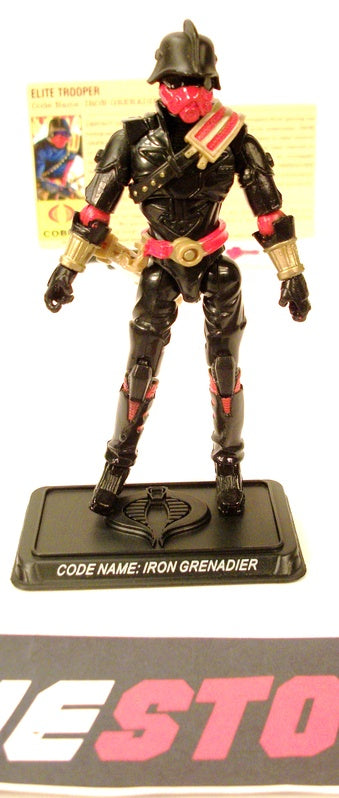 2008 25TH ANNIVERSARY G.I. JOE COBRA IRON GRENADIER COMIC PACK LOOSE 100% COMPLETE + F/C (RED PISTOL)