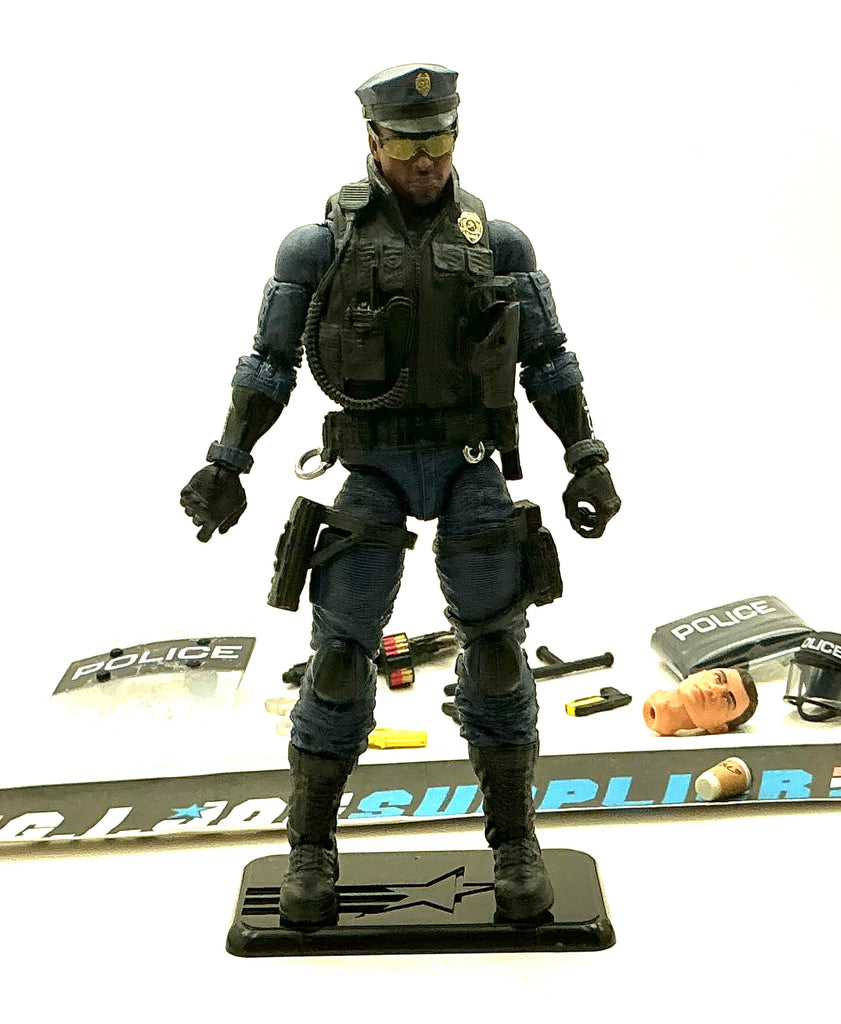 2025 60TH ANNIVERSARY LEGACY CLASSIFIED G.I. JOE EMERGENCY SERVICE UNIT POLICE OFFICER 6" FIGURE LOOSE 100% COMPLETE