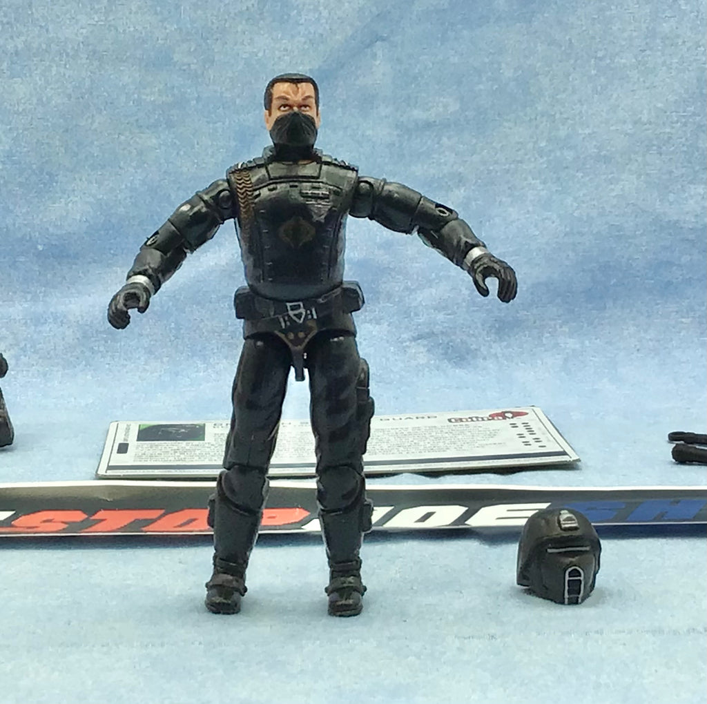 2005 VVV G.I. JOE COBRA CRIMSON SHADOW GUARD V8 ELITE TROOPER TRU EXCLUSIVE LOOSE 100% COMPLETE - WEAPON SET FOUR NUNCHUCKS + F/C