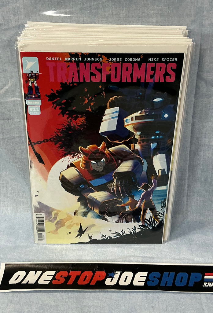 IMAGE SKYBOUND COMICS TRANSFORMERS (2023-ONGOING) ISSUE #11 [COVER C CONNECTING COVER RI 1:10 DARBOE] COMIC BOOK AUGUST 2024