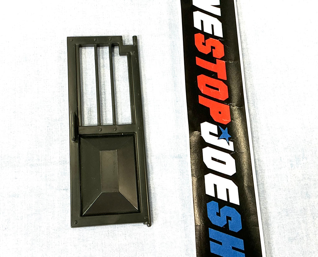 1983 VINTAGE ARAH HEADQUARTERS COMMAND CENTER HQ JAIL PRISON CELL DOOR VEHICLE PART CUSTOMS (b)