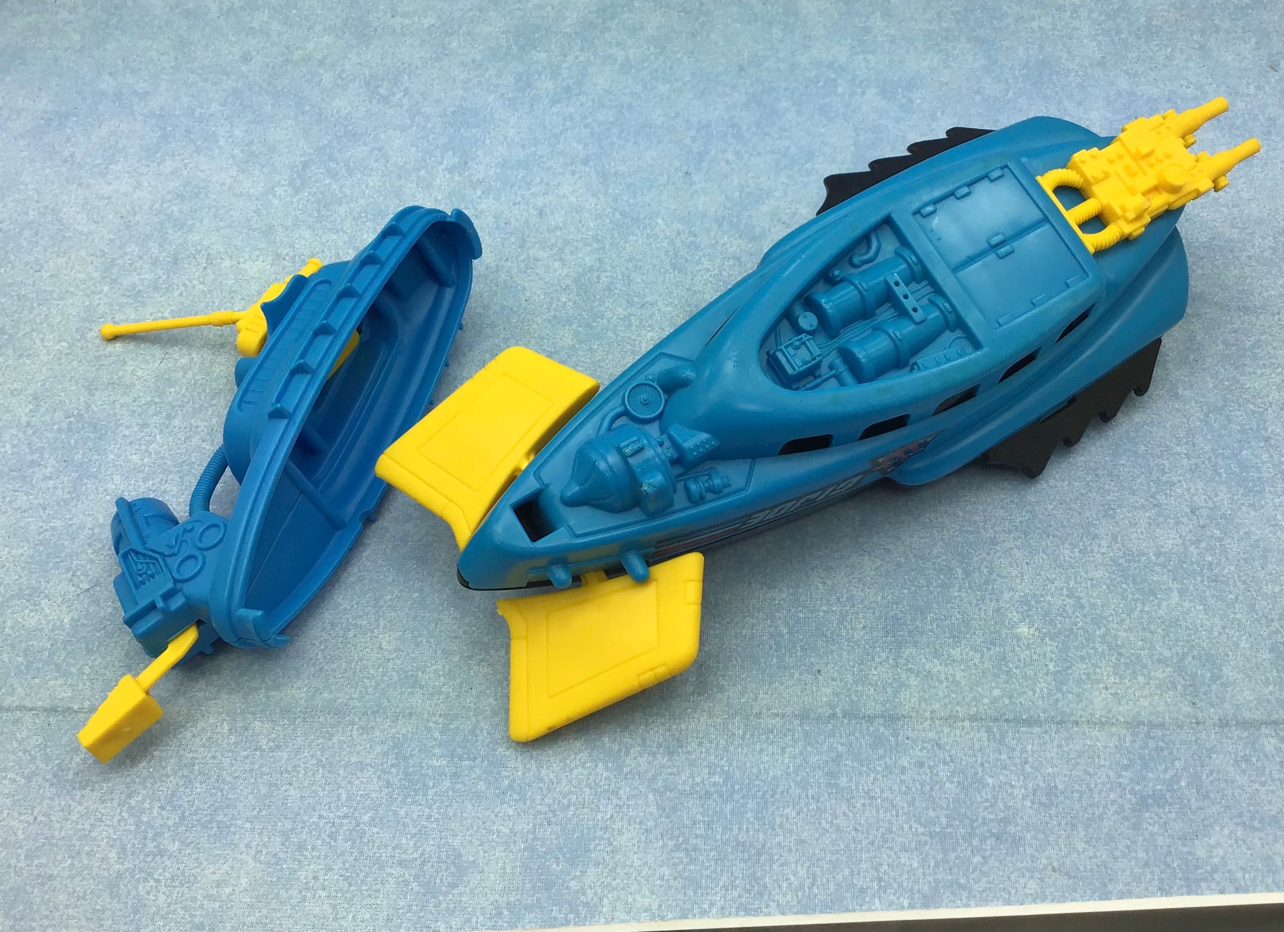 Vintage 1992 GI Joe A Real American Hero Barracuda Submarine Vintage 1992 GI Joe A Real American Hero Barracuda Submarine
