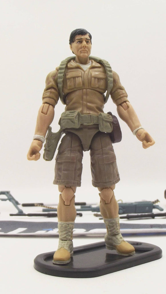 2013 RETALIATION G.I. JOE KWINN V2 LOOSE 100% COMPLETE + FULL CARD