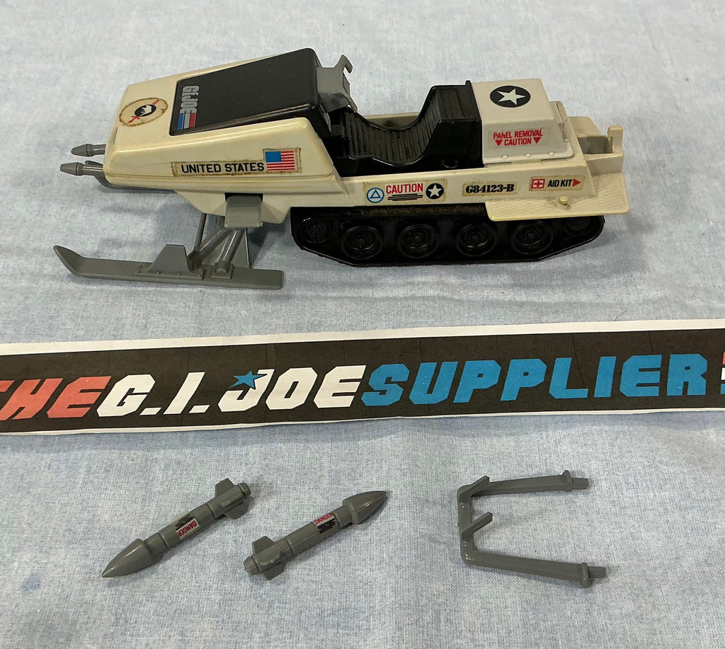 1983 VINTAGE ARAH G.I. JOE POLAR BATTLE BEAR SKIMOBILE SNOW MOBILE VEHICLE LOOSE 100% COMPLETE (f)