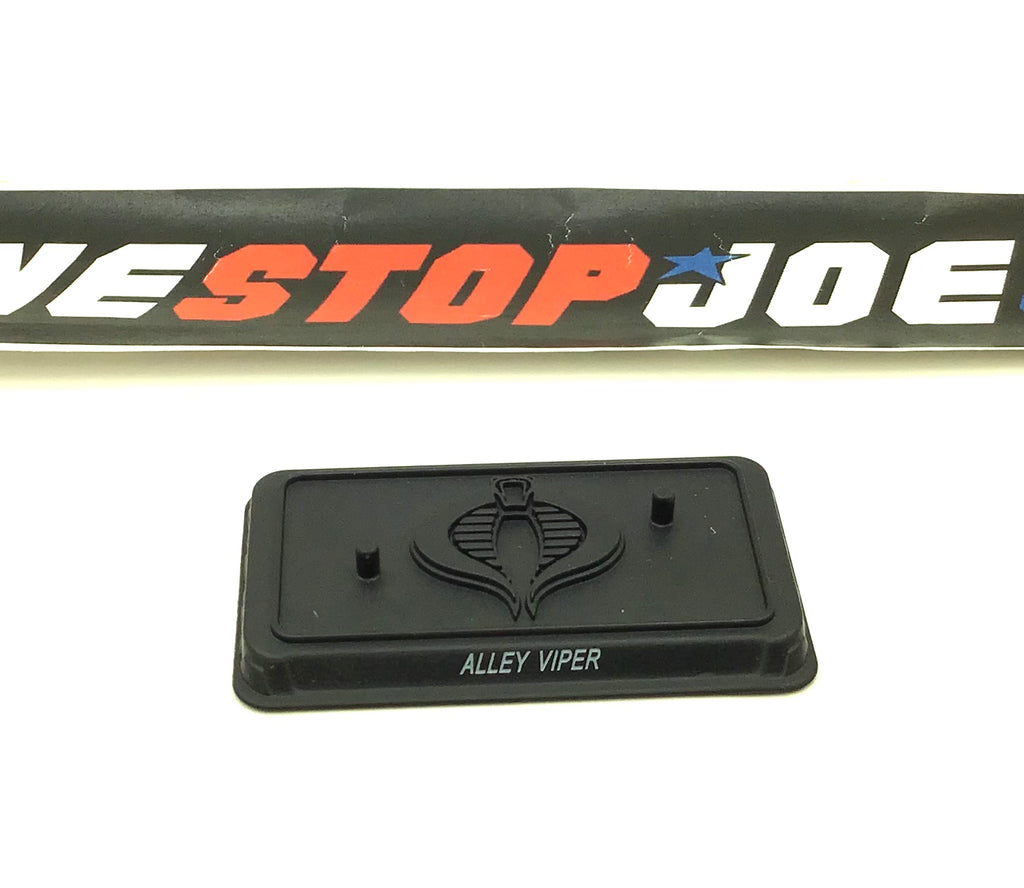 2010 RESOLUTE ALLEY VIPER V12 TWO PEG FIGURE STAND ACCESSORY PART CUSTOMS